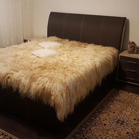 Къща за гости Люнгови Zmeitsa Экстерьер фото